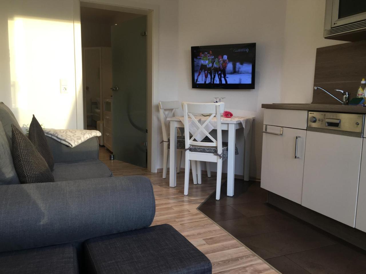 Haus Pirola בנסרסיל מראה חיצוני תמונה